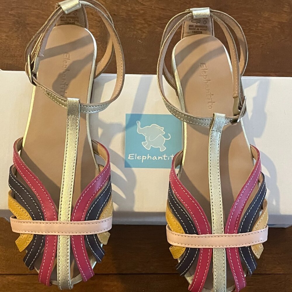 NWT GORGEOUS GIRLS DESIGNER SUEDE/LEATHER SANDALS BY ELEPHANTITO, SIZE US 3